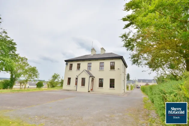 Photo of The Parochial House, Upper Main Street, Brosna, Co. Kerry, V92 YFX4