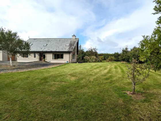 Photo of House And Granny Flat, Murrisk na Bol, Westport, Co Mayo, F28 W3P3